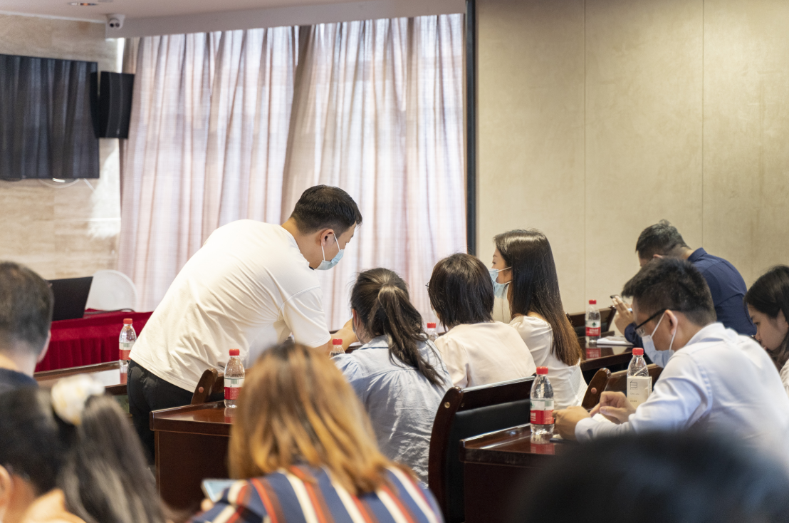 乐动（中国）组织开展新闻摄影专题培训